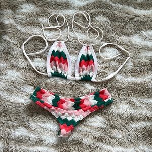 Montce rare  knit chevron cheeky bikini